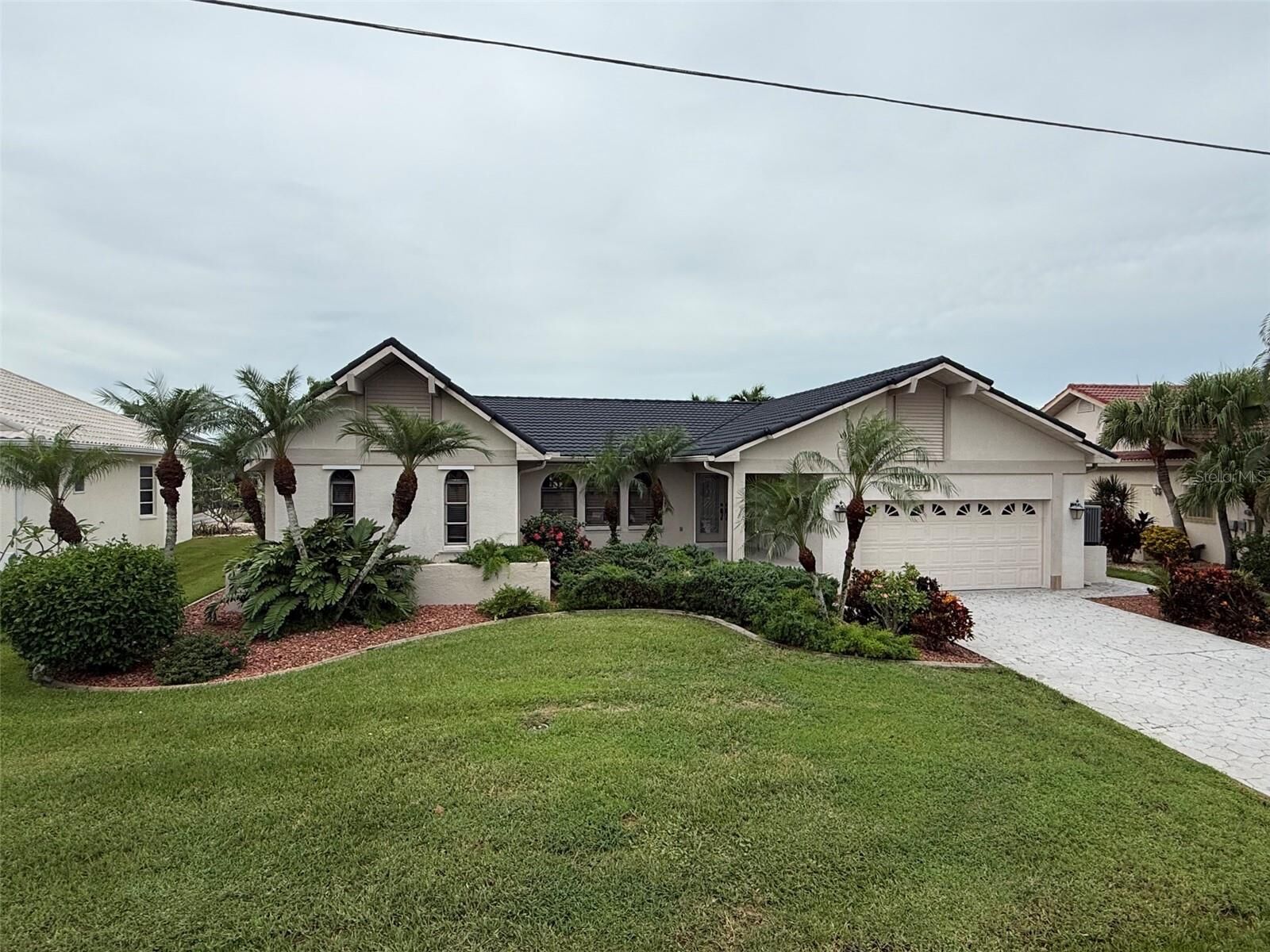 Property Photo:  523 Toulouse Drive  FL 33950 
