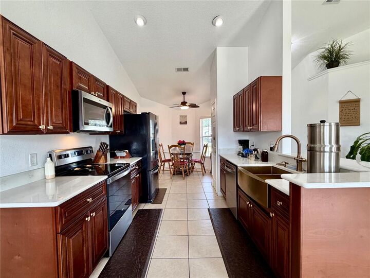 Property Photo:  4838 SW 139th Place  FL 34473 