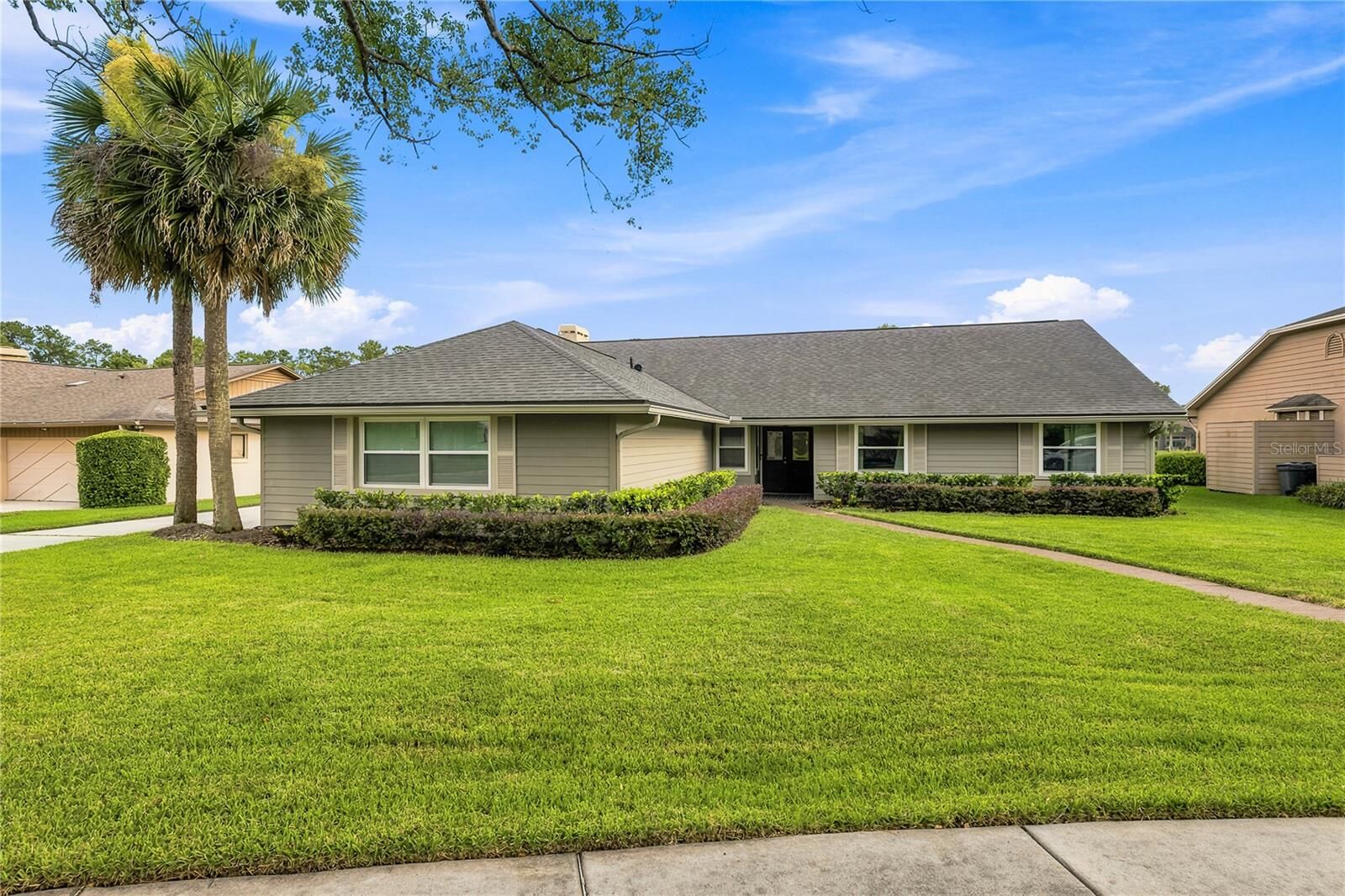Property Photo:  434 Twisting Pine Circle  FL 32779 