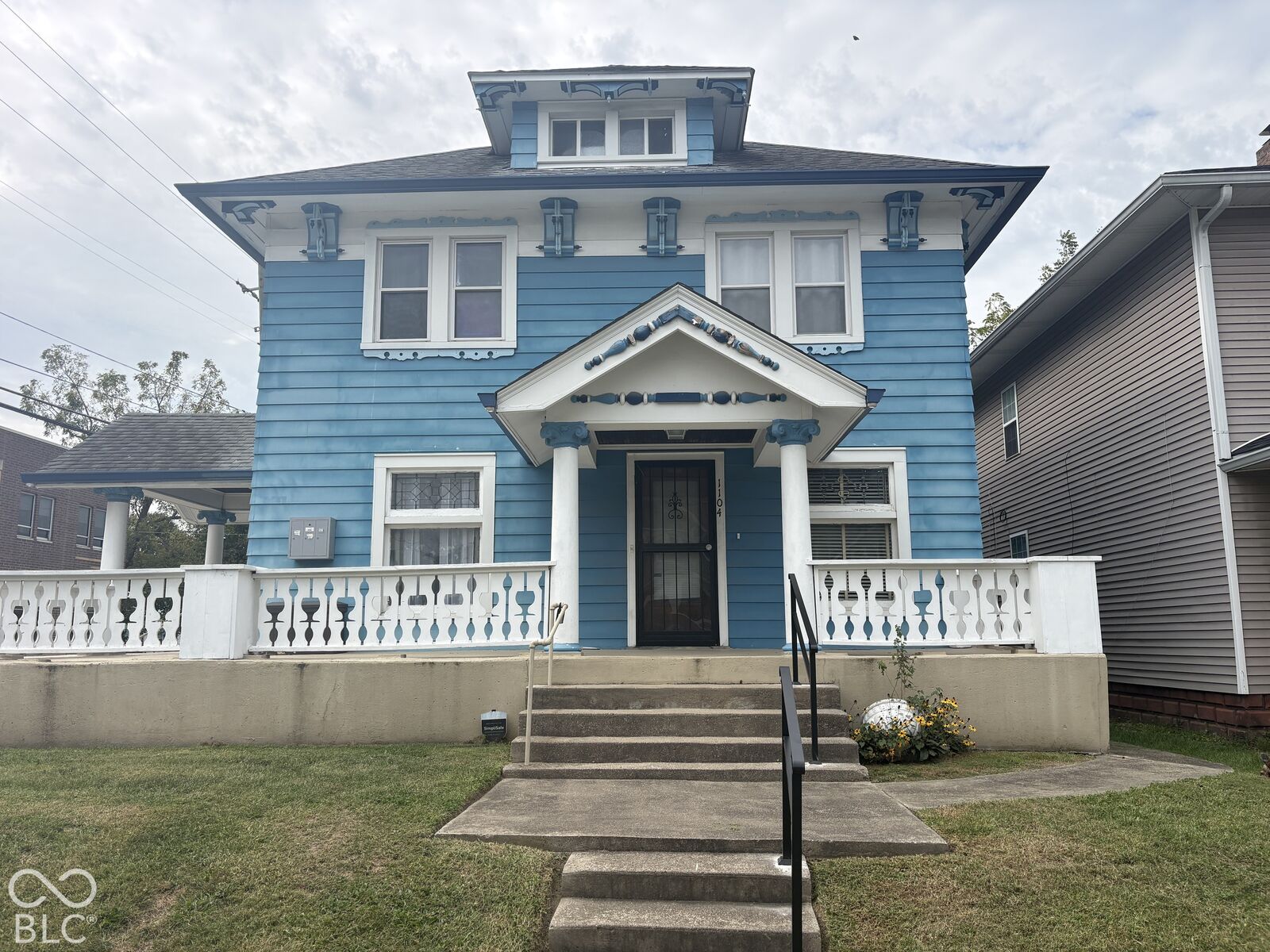Property Photo:  1104 N Oakland Avenue  IN 46201 