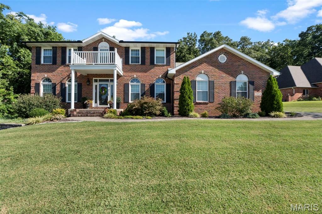 Property Photo:  1554 Greenbrier Street  MO 63701 