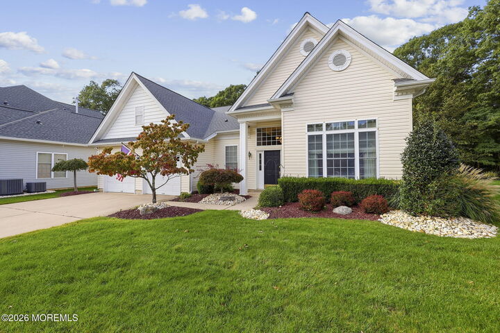 Property Photo:  13 Caufield Court  NJ 07728 