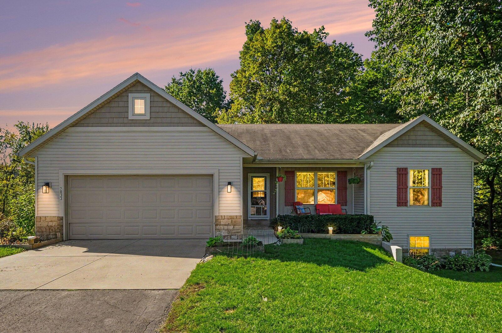 Property Photo: 2033 Winston View Drive NE MI 49319