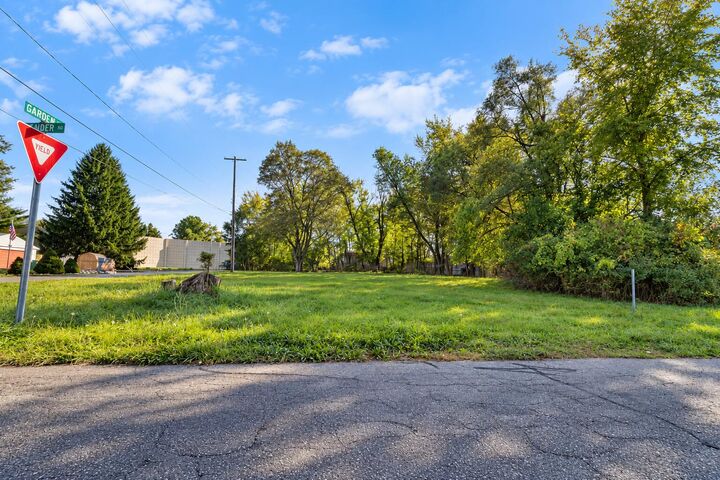 Property Photo: 5124 Garden Road MI 49002