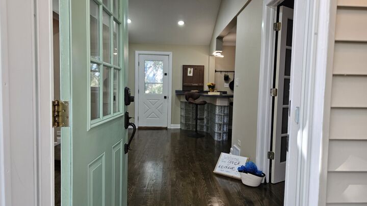 Property Photo: 1105 S Hough Street IL 60010