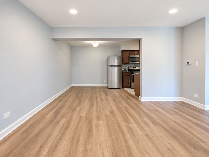 Property Photo:  540 W Lodge Trail G  IL 60090 