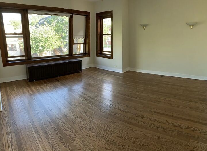 Property Photo:  3708 N Whipple Street 2  IL 60618 