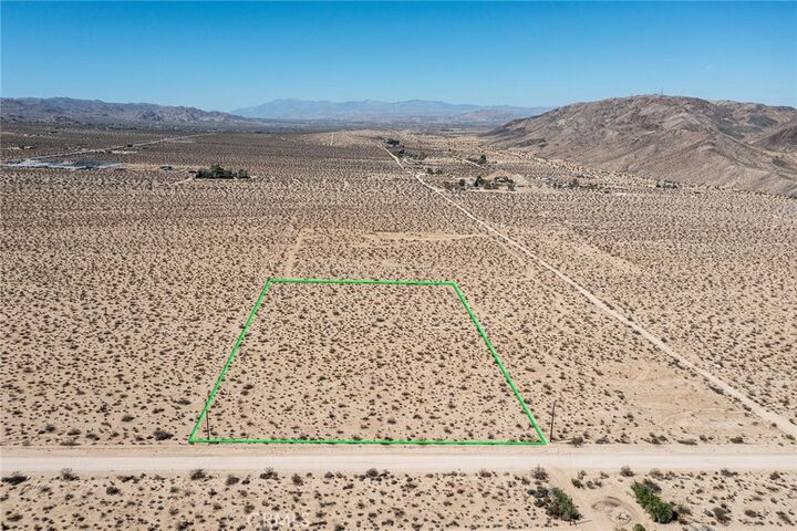 Property Photo:  6100 Mantonya Road  CA 92277 