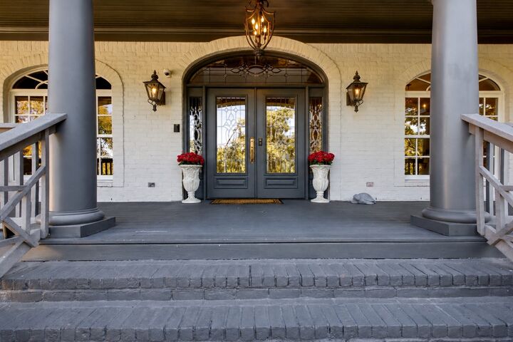 Property Photo:  937 Travelers Ct  TN 37220 