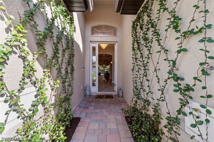 Property Photo:  8712 Westwood Oaks Place  FL 33908 