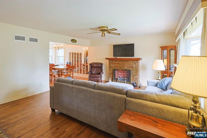 Property Photo:  286 Pershing Road  NJ 07013 