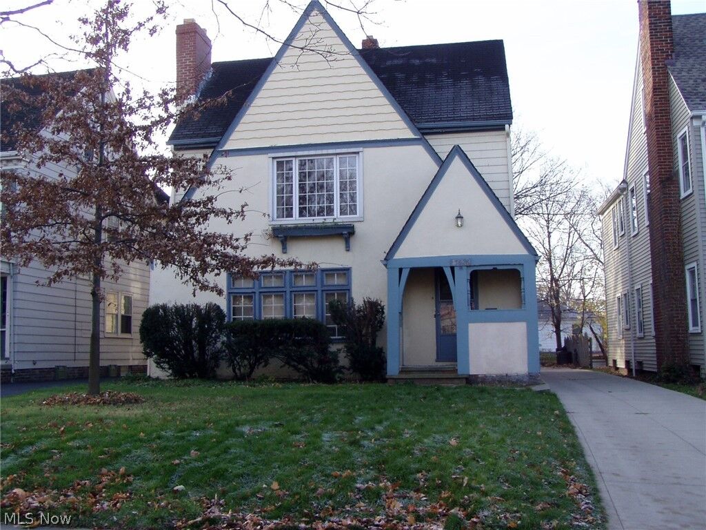 Property Photo:  17628 Winslow Road Down  OH 44120 