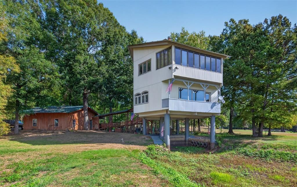 Property Photo: 350 Brushy Creek Road LA 71073