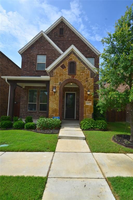 Property Photo:  607 Ansley Way  TX 75013 