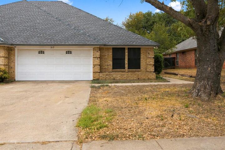 Property Photo:  317 Moore Creek Road  TX 76053 
