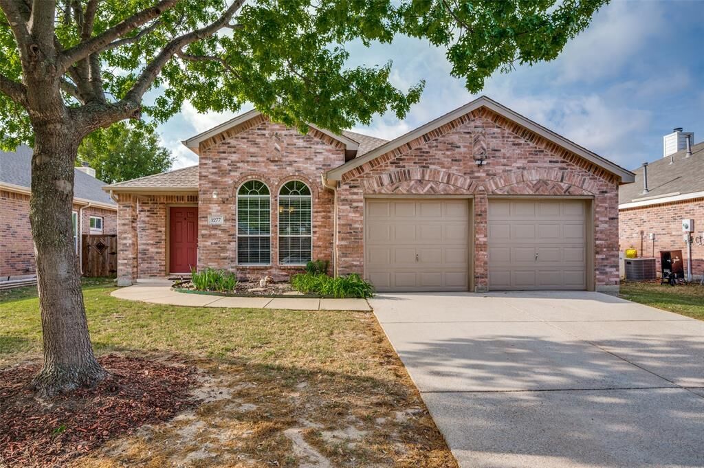 Property Photo:  1277 Stone Lane  TX 75009 