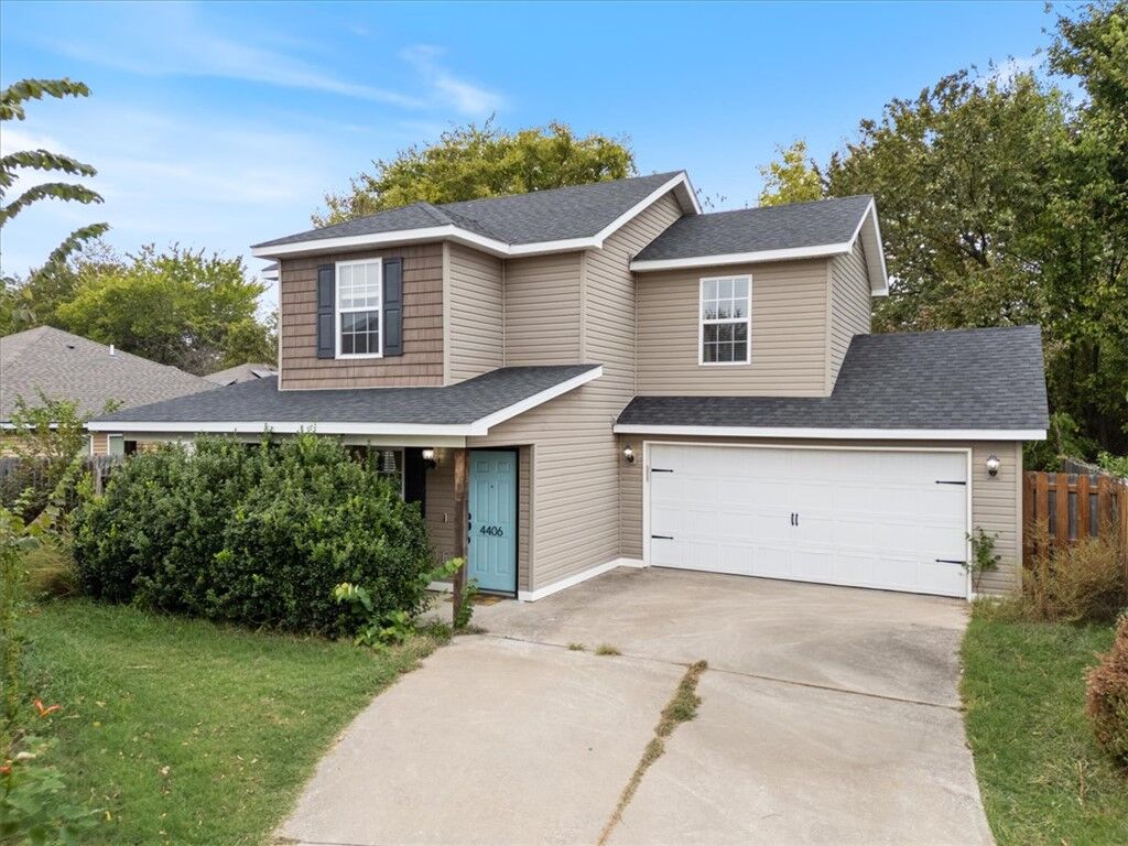 Property Photo: 4406 Cottage Street AR 72704