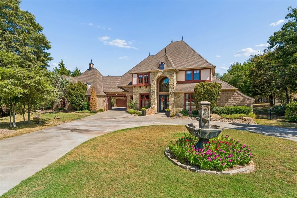 Property Photo: 11524 Waters Welling Way OK 73013
