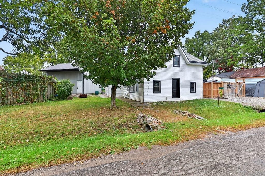 Property Photo:  27 Indiana Road  ON N0A 1H0 
