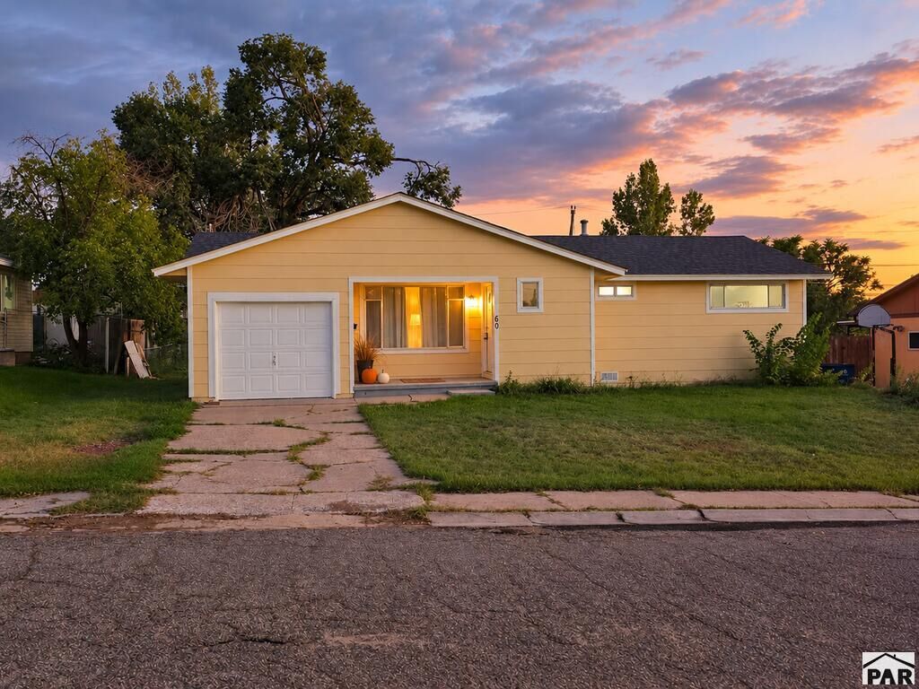 Property Photo:  60 Loch Lomond Lane  CO 81001 