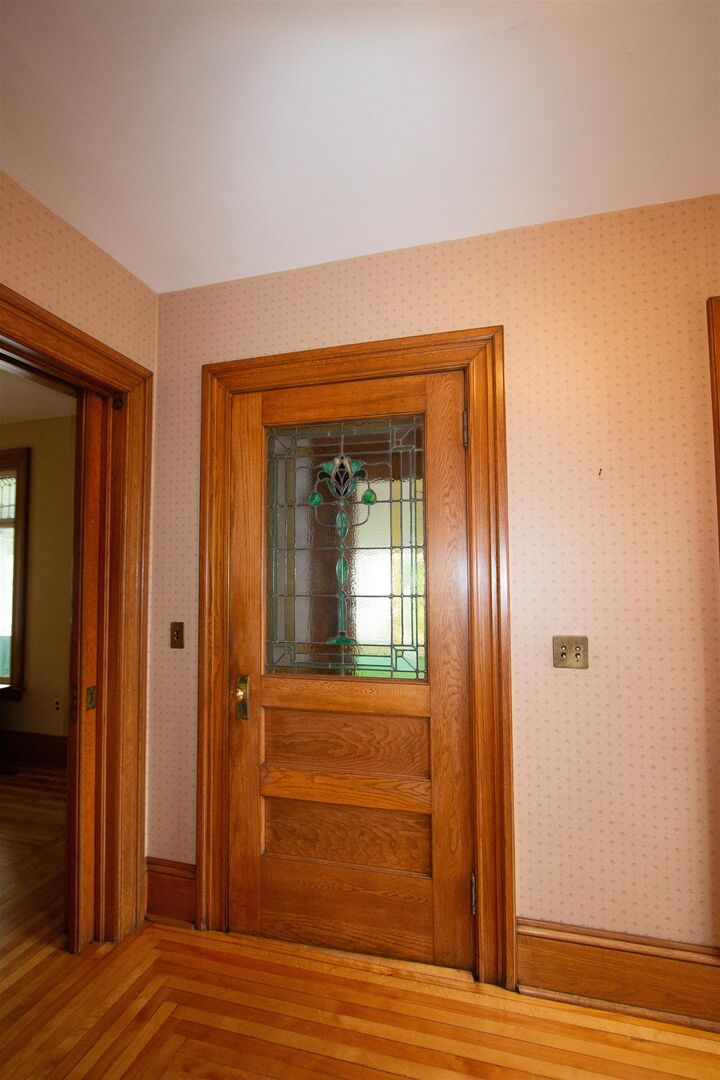 Property Photo:  211 Notre Dame Street  PE C1N 1R7 