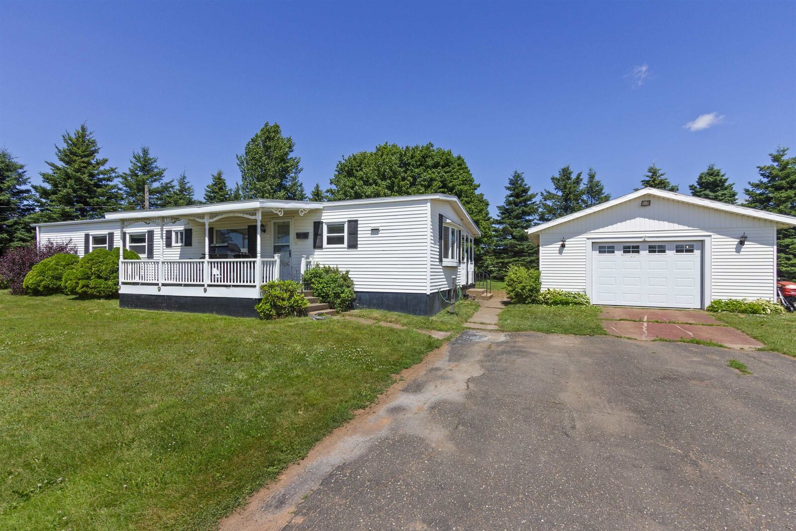 Property Photo:  17478 Route 2  PE C1E 0W2 