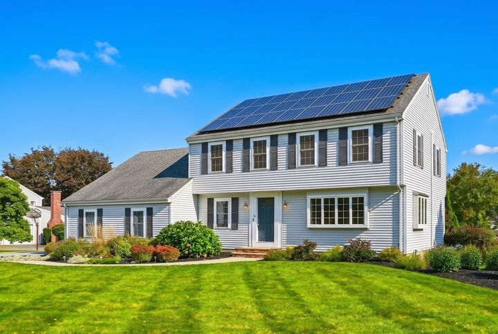 Property Photo: 6 Turner Dr MA 01864