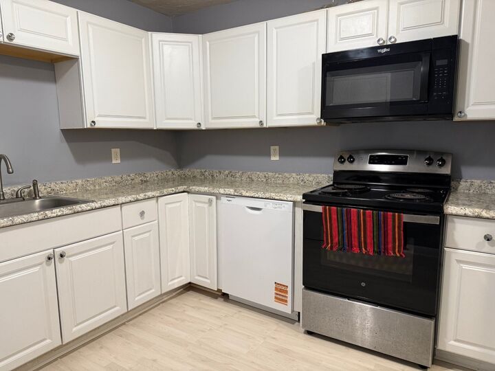 Property Photo: 302 Boston Post Rd 10 MA 01752