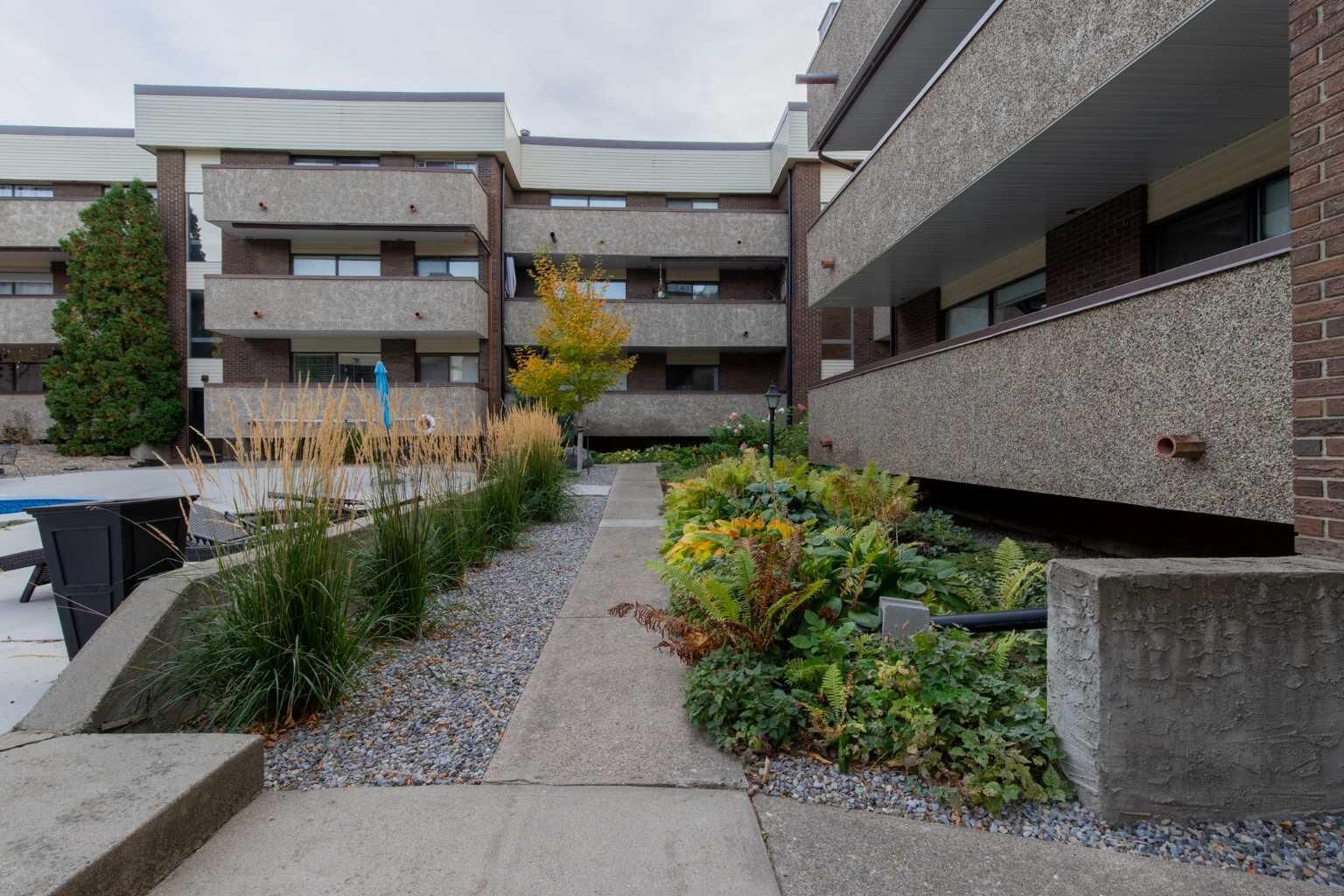 Property Photo:  2207 8 Avenue S 208  AB T1J 4G1 