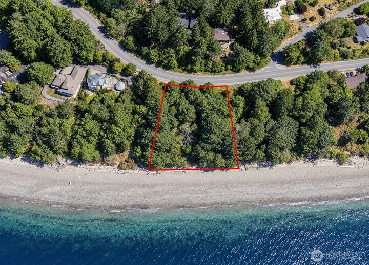 Property Photo:  8118 E Side Drive NE  WA 98422 
