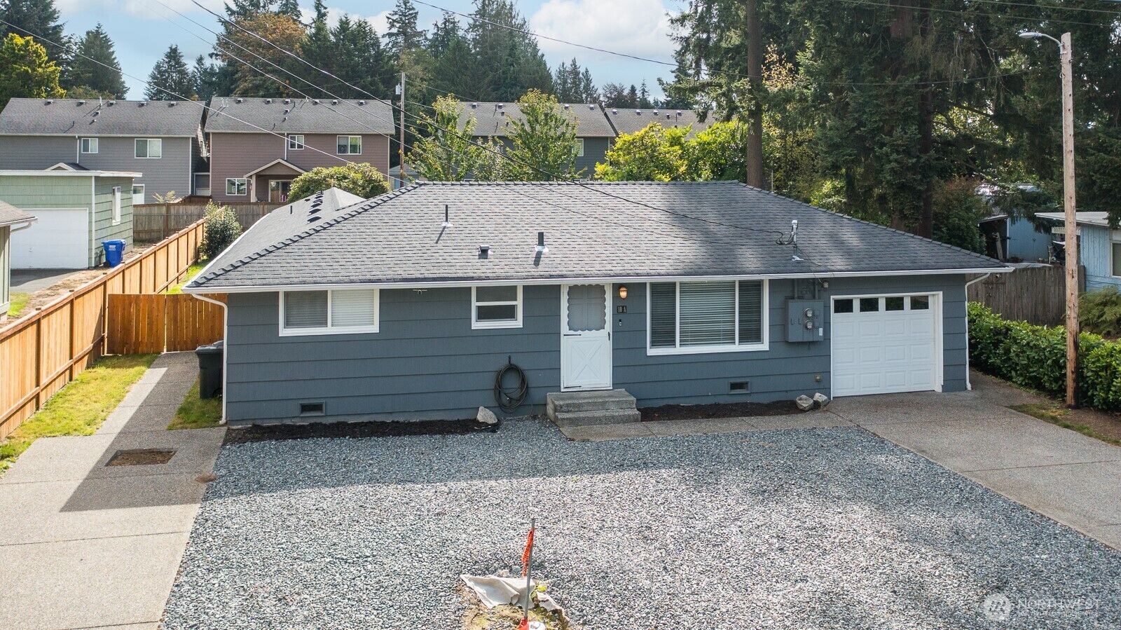 Property Photo: 10 E Beech Street WA 98203