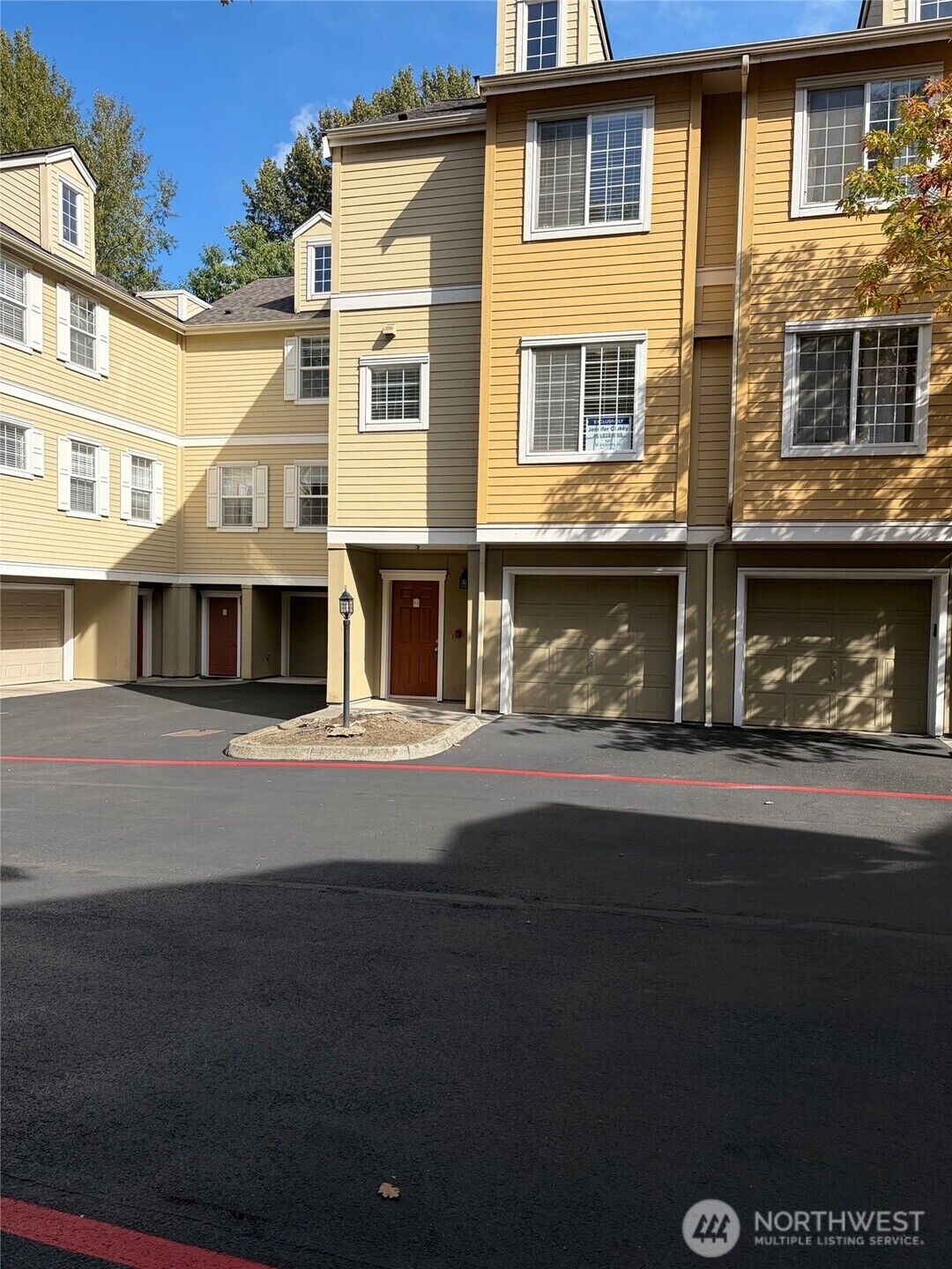 Property Photo: 1800 NE 40th Street F3 WA 98056