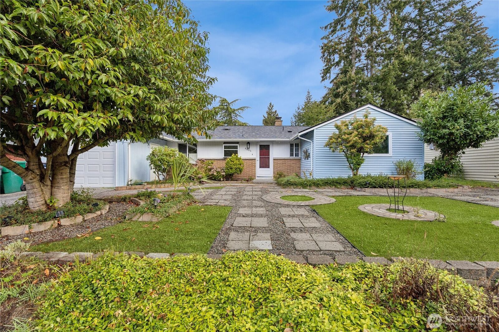 Property Photo: 4505 228th Street SW WA 98043