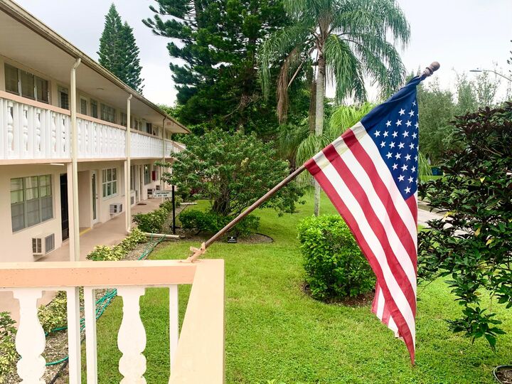 Property Photo:  185 Canterbury H  FL 33417 