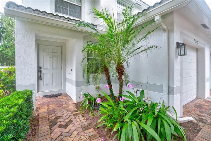 Property Photo:  22160 Majestic Woods Way  FL 33428 