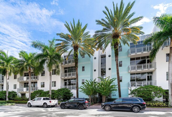 Property Photo: 365 SE 6th Avenue 310 FL 33483