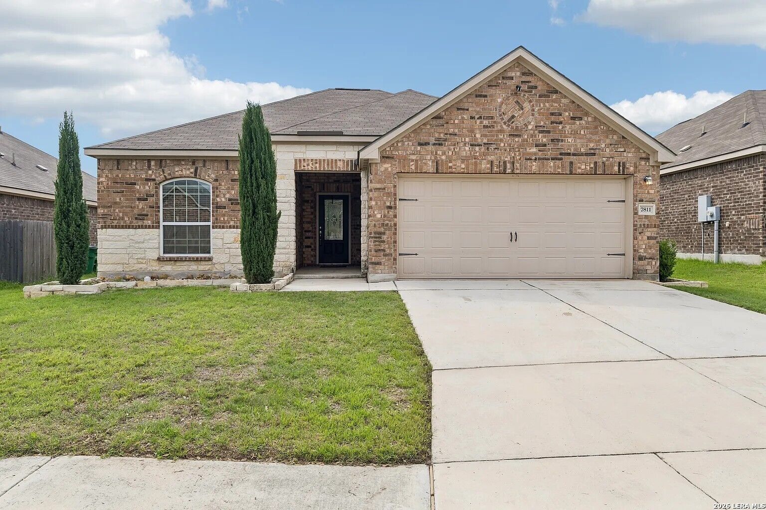 Property Photo: 7811 Creekshore Cv TX 78254