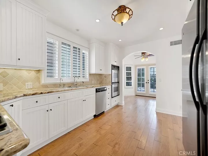 Property Photo:  118 Via Xanthe  CA 92663 