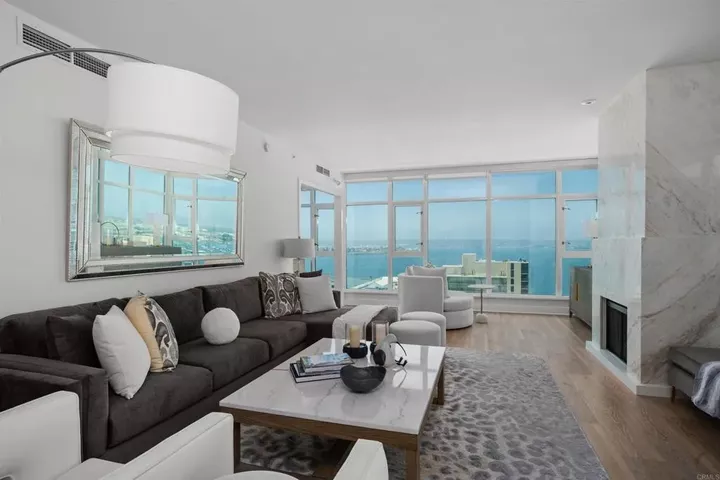 Property Photo:  1205 Pacific Hwy 1801  CA 92101 