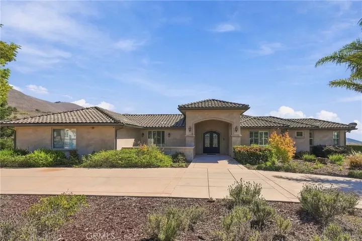 Property Photo:  1223 Ramal Lane  CA 93444 