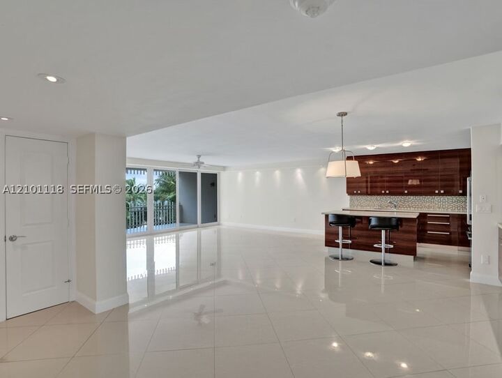 Property Photo: 2 Grove Isle Dr B305 FL 33133