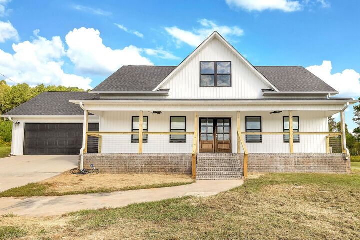 Property Photo:  330 Co Rd 1162  AL 35057 