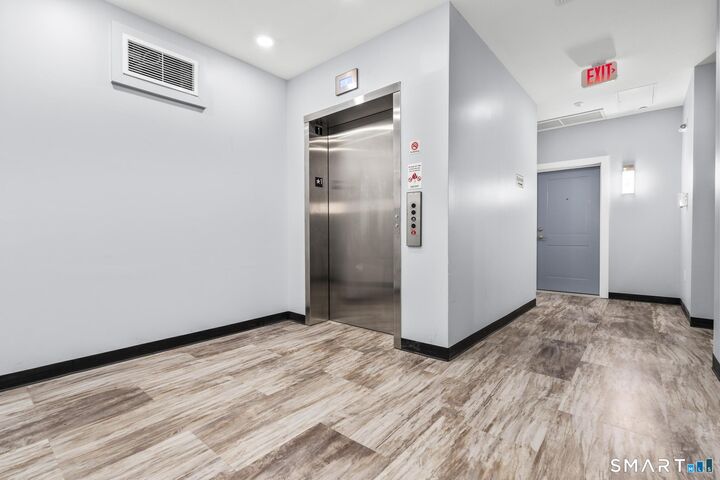 Property Photo:  414 Mather Street 4J  CT 06514 