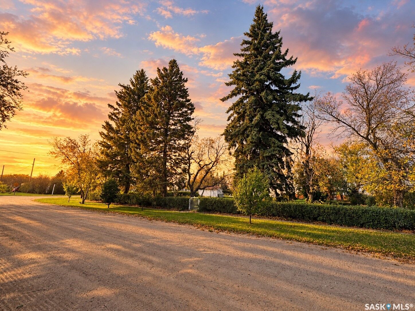 Property Photo:  201 2nd Avenue  SK S0K 0N0 