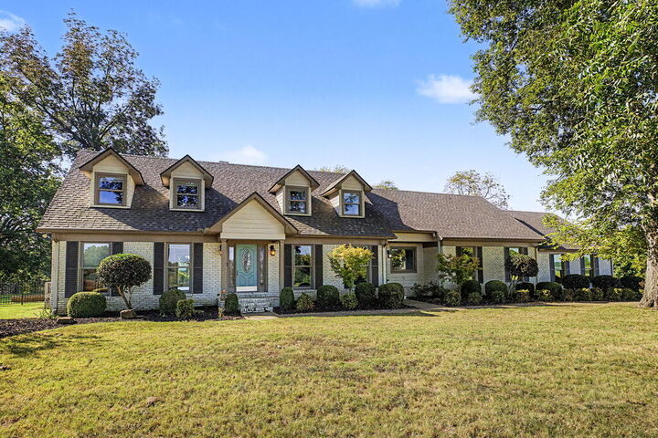 Property Photo:  2430 Clifty Rd  TN 38242 
