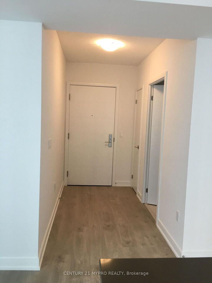 Property Photo:  50 Wellesley Street E 1711  ON M4Y 1G2 