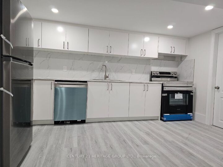 Property Photo:  126 Nipigon Avenue Basement  ON M2M 2W4 