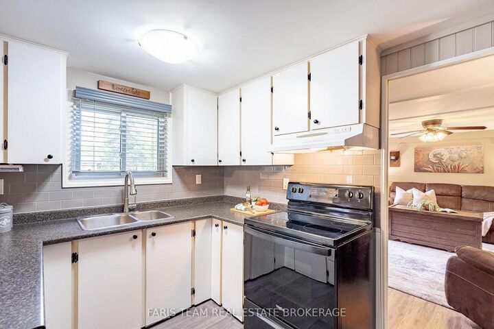 Property Photo:  244/250 Dignard Avenue  ON L0K 1R0 
