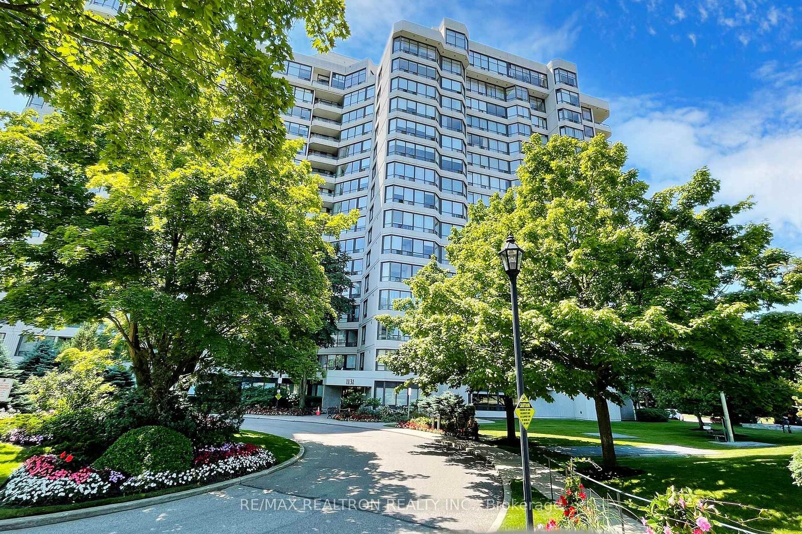 Property Photo:  1131 Steeles Avenue W 407  ON M2R 3W8 