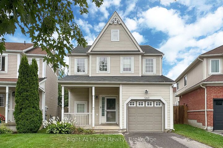 Property Photo:  1263 Gyatt Crescent  ON L1K 0M2 
